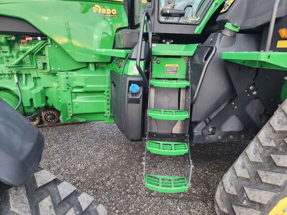 2023 John Deere 8RX 410 Tractor Rubber Track