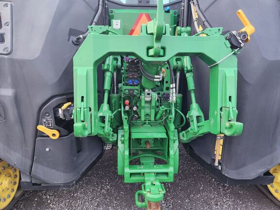 2023 John Deere 8RX 410 Tractor Rubber Track