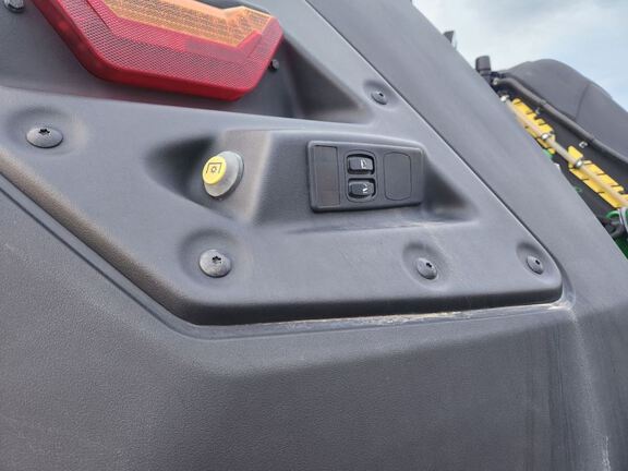 2023 John Deere 8RX 410 Tractor Rubber Track