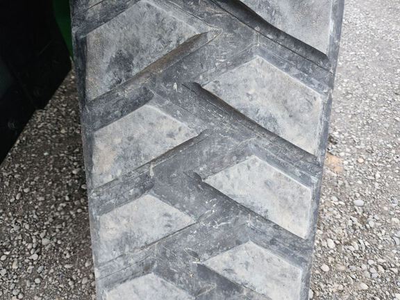 2023 John Deere 8RX 410 Tractor Rubber Track
