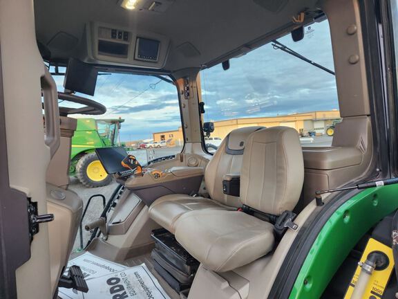 2023 John Deere 8RX 410 Tractor Rubber Track