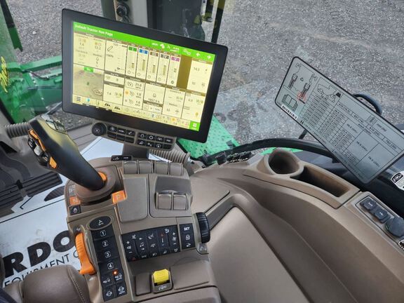 2023 John Deere 8RX 410 Tractor Rubber Track