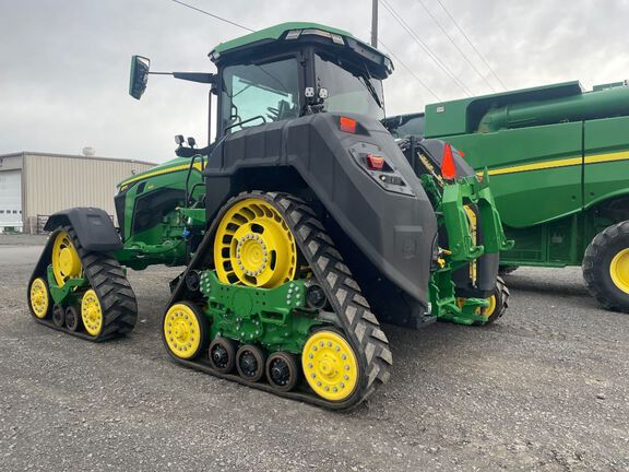 2023 John Deere 8RX 410 Tractor Rubber Track