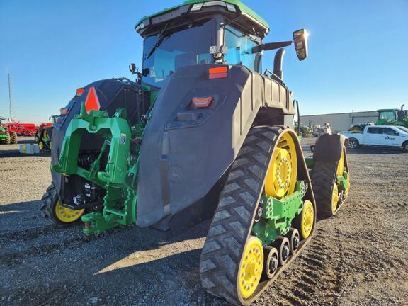 2023 John Deere 8RX 410 Tractor Rubber Track