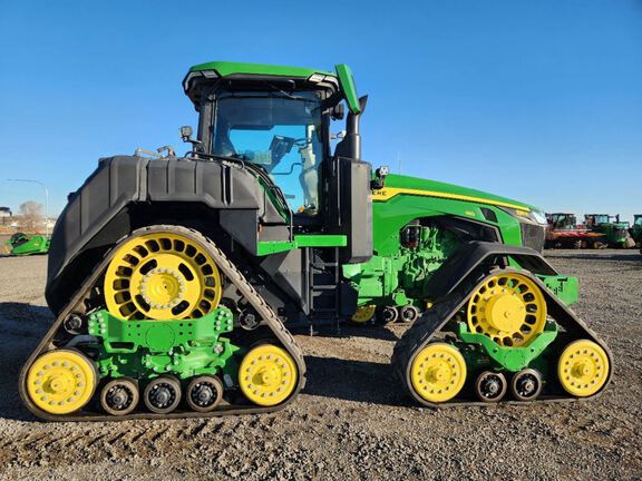 2023 John Deere 8RX 410 Tractor Rubber Track