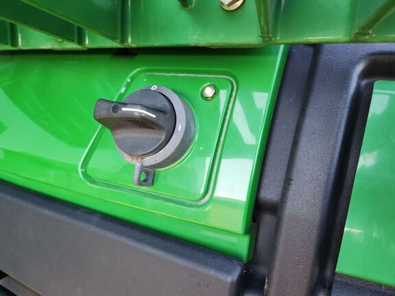 2023 John Deere 8RX 410 Tractor Rubber Track