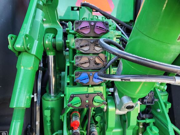 2023 John Deere 8RX 410 Tractor Rubber Track