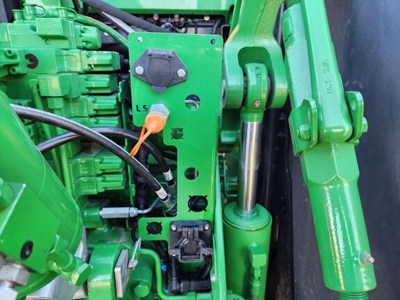 2023 John Deere 8RX 410 Tractor Rubber Track