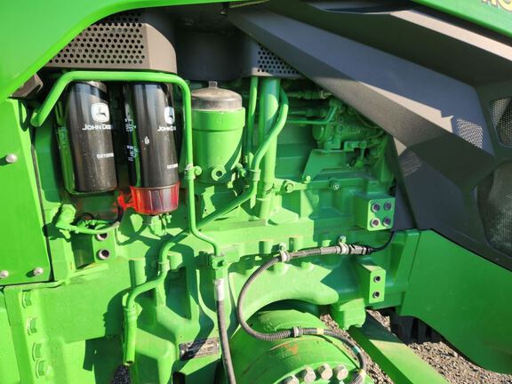 2023 John Deere 8RX 410 Tractor Rubber Track