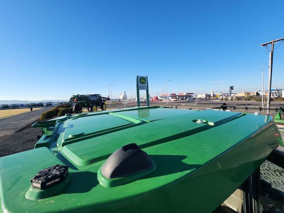 2023 John Deere 8RX 410 Tractor Rubber Track