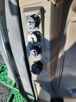 2023 John Deere 8RX 410 Tractor Rubber Track