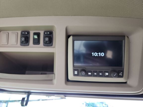 2023 John Deere 8RX 410 Tractor Rubber Track