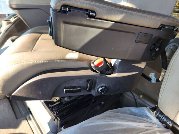 2023 John Deere 8RX 410 Tractor Rubber Track