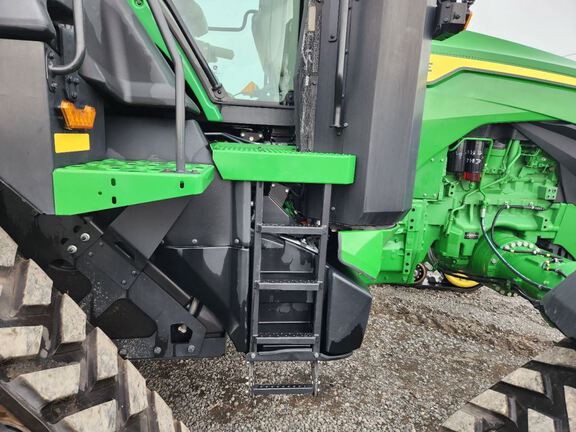 2023 John Deere 8RX 410 Tractor Rubber Track