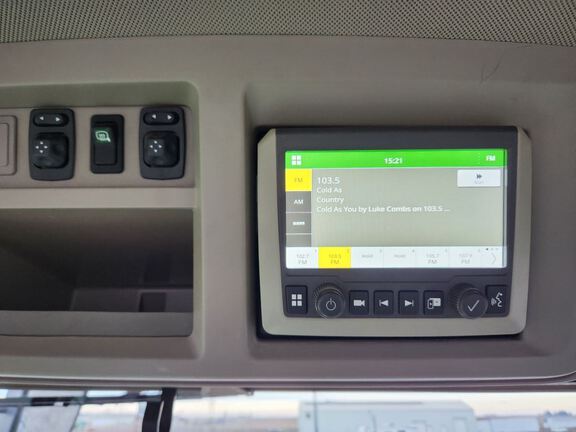 2023 John Deere 8RX 410 Tractor Rubber Track