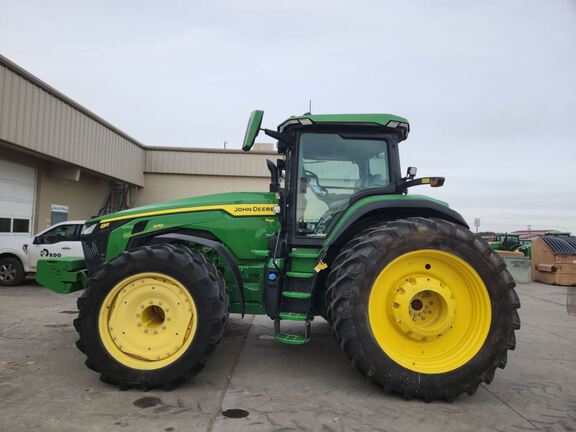 2023 John Deere 8R 370 Tractor