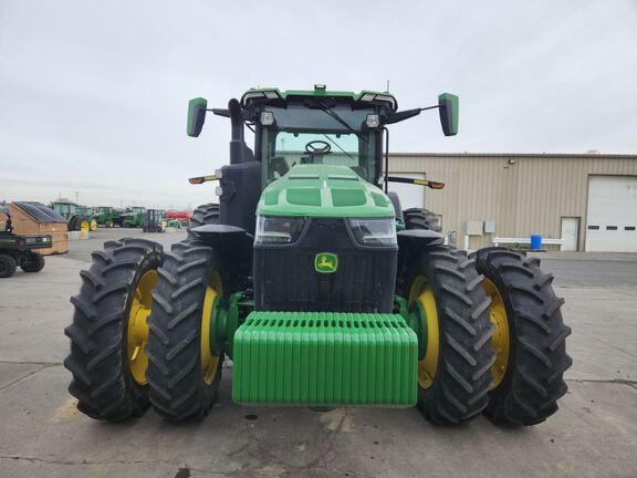 2023 John Deere 8R 370 Tractor