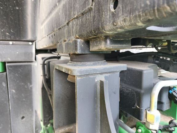 2023 John Deere 8R 370 Tractor