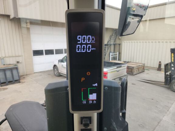 2023 John Deere 8R 370 Tractor