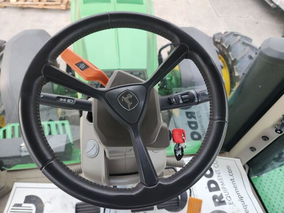 2023 John Deere 8R 370 Tractor