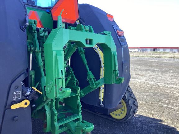 2025 John Deere 8RX 410 Tractor Rubber Track