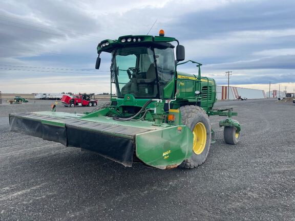 2019 John Deere W235 Windrower