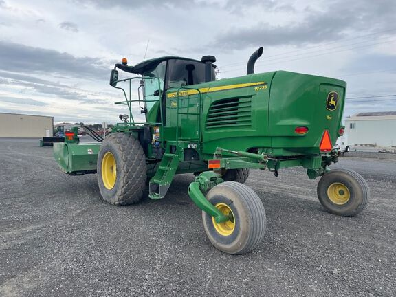 2019 John Deere W235 Windrower
