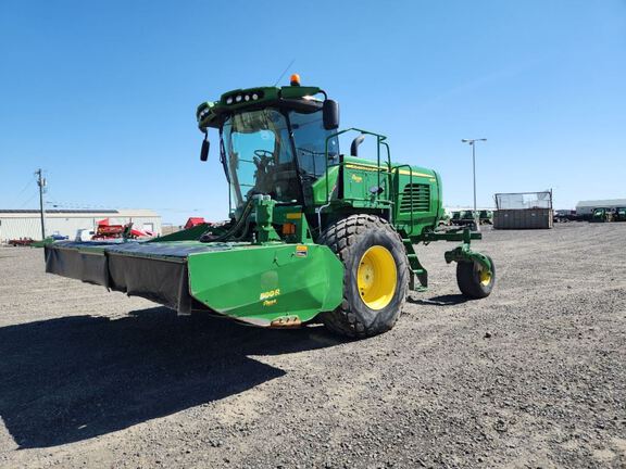 2019 John Deere W235 Windrower