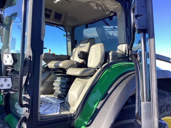 2024 John Deere 8R 310 Tractor