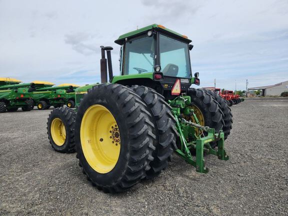 1990 John Deere 4555 Tractor