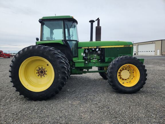 1990 John Deere 4555 Tractor