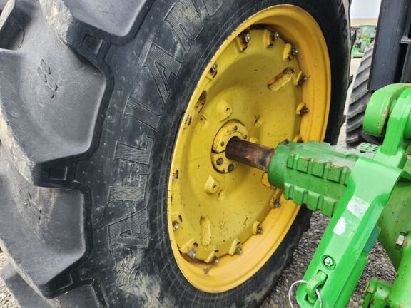 1990 John Deere 4555 Tractor