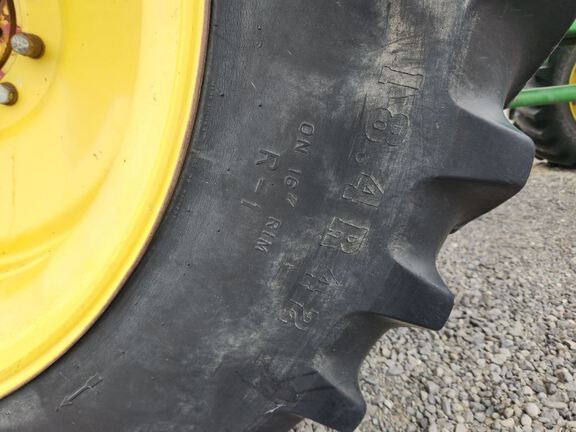1990 John Deere 4555 Tractor