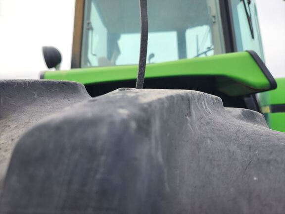 1990 John Deere 4555 Tractor