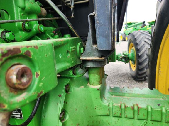 1990 John Deere 4555 Tractor