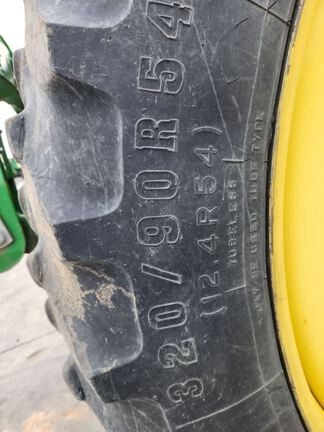 2018 John Deere 7230R Tractor