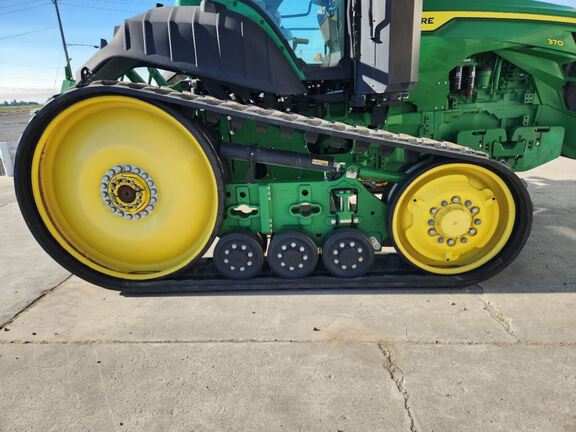2021 John Deere 8RT 370 Tractor Rubber Track