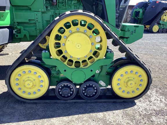 2025 John Deere 8RX 410 Tractor Rubber Track