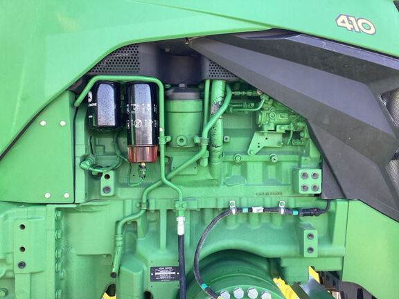 2025 John Deere 8RX 410 Tractor Rubber Track