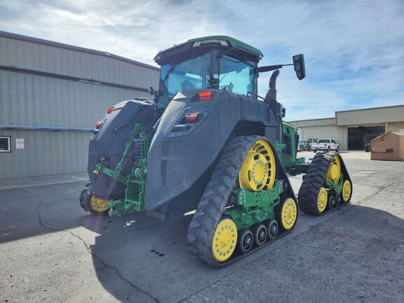 2025 John Deere 8RX 410 Tractor Rubber Track