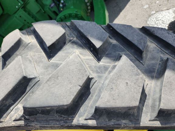 2025 John Deere 8RX 410 Tractor Rubber Track