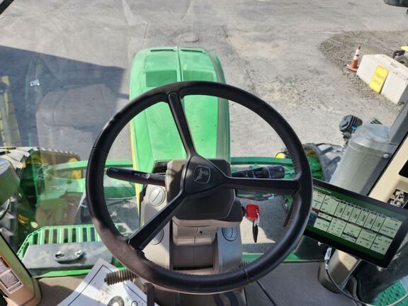 2025 John Deere 8RX 410 Tractor Rubber Track