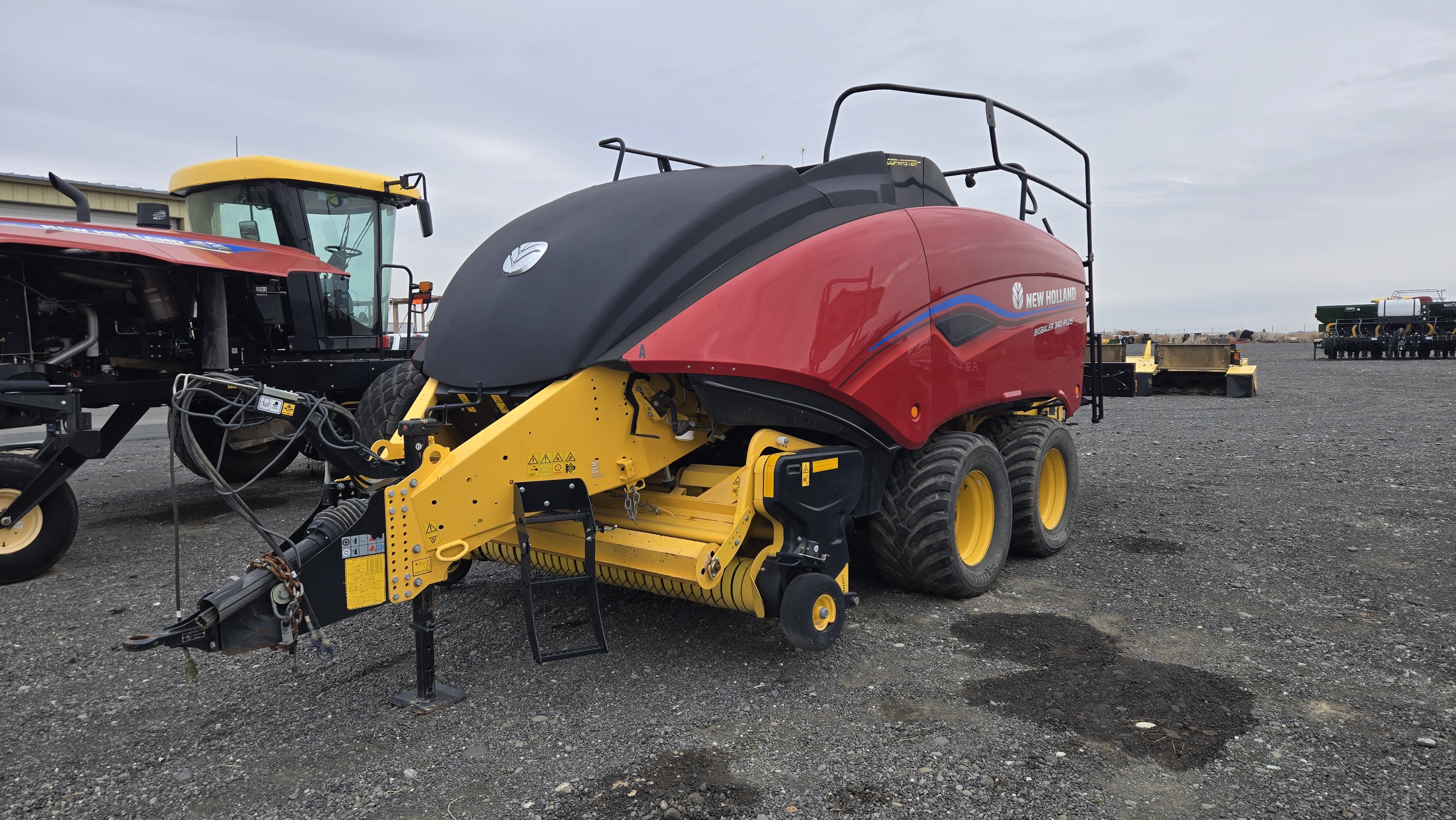 2022 New Holland 340S PLUS Baler/Square