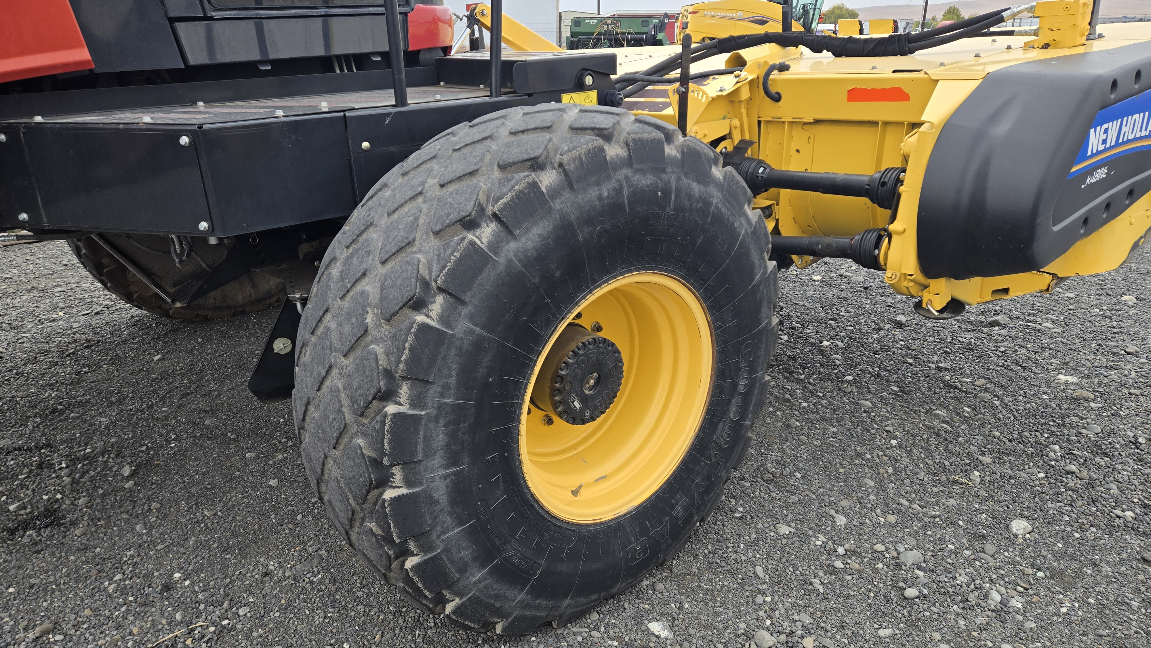 2019 New Holland SPEEDROWER 260 Windrower