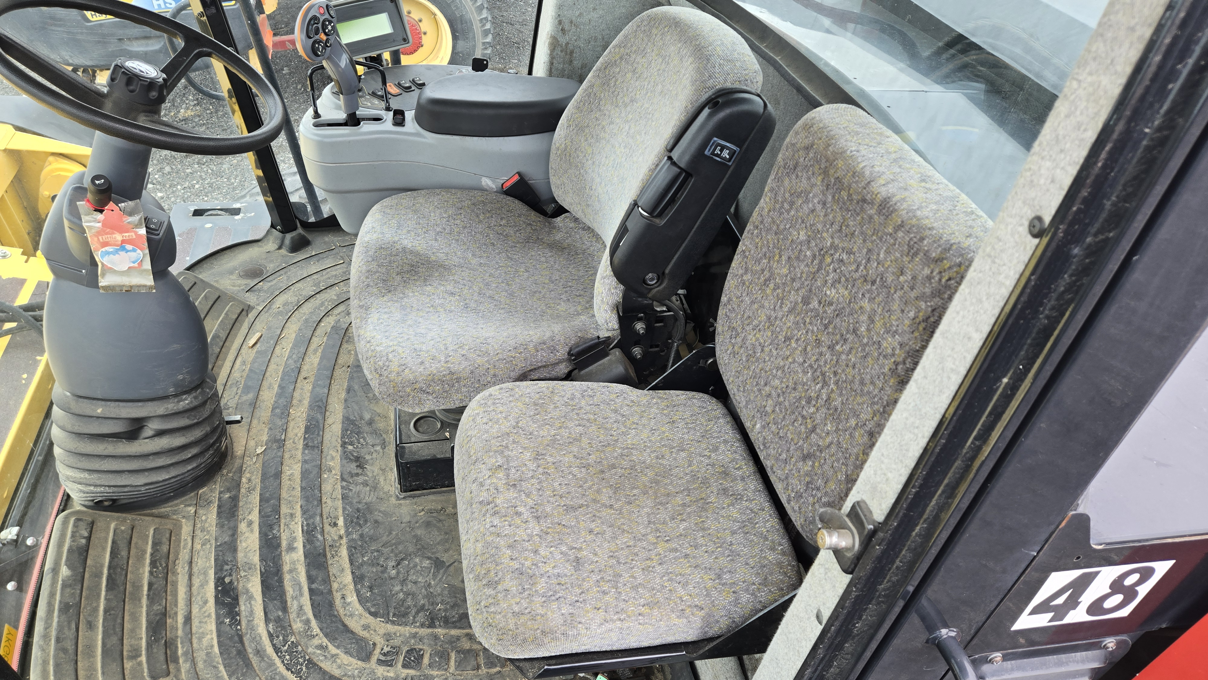 2019 New Holland SPEEDROWER 260 Windrower