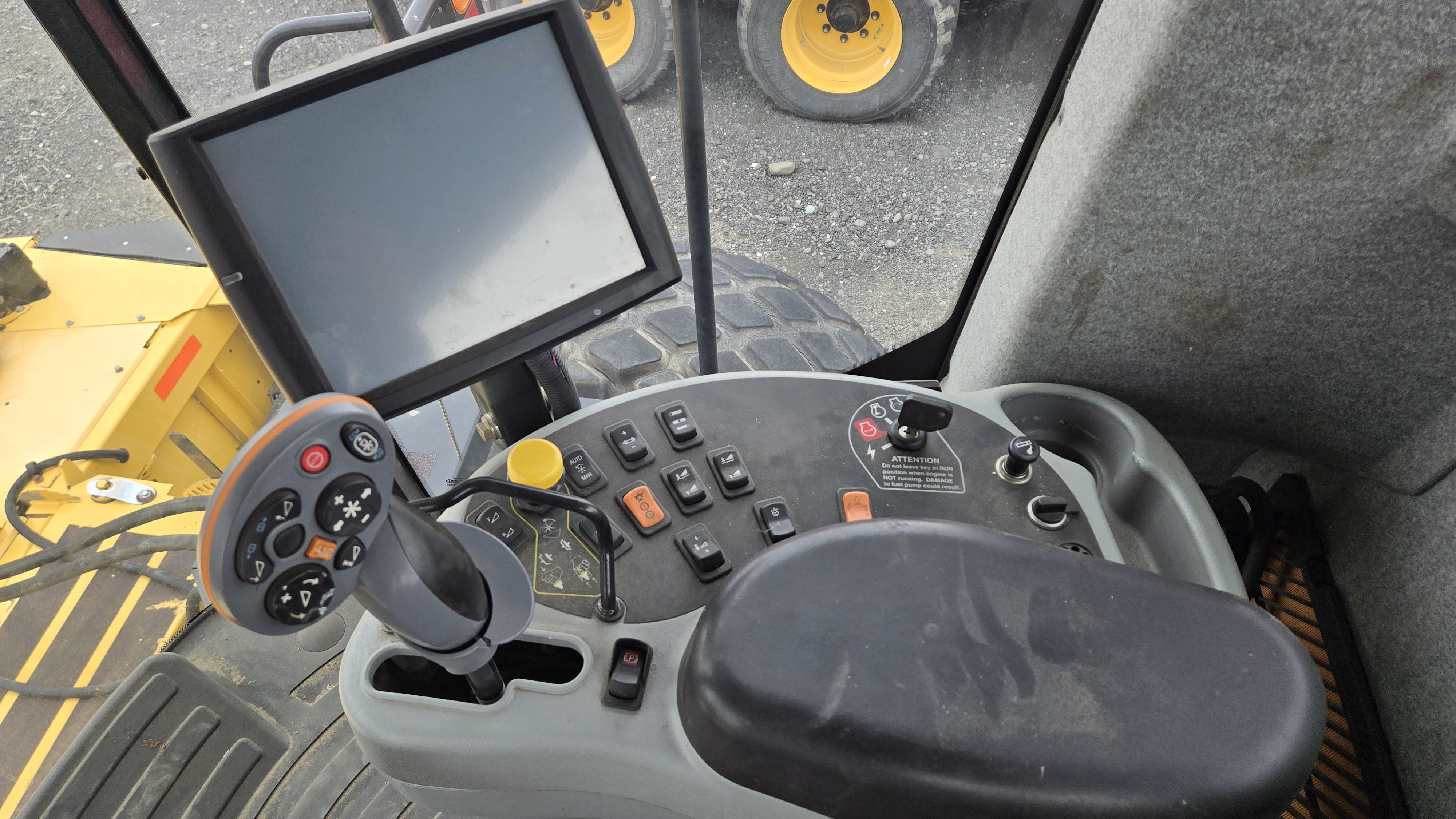 2018 New Holland SPEEDROWER 260 Windrower