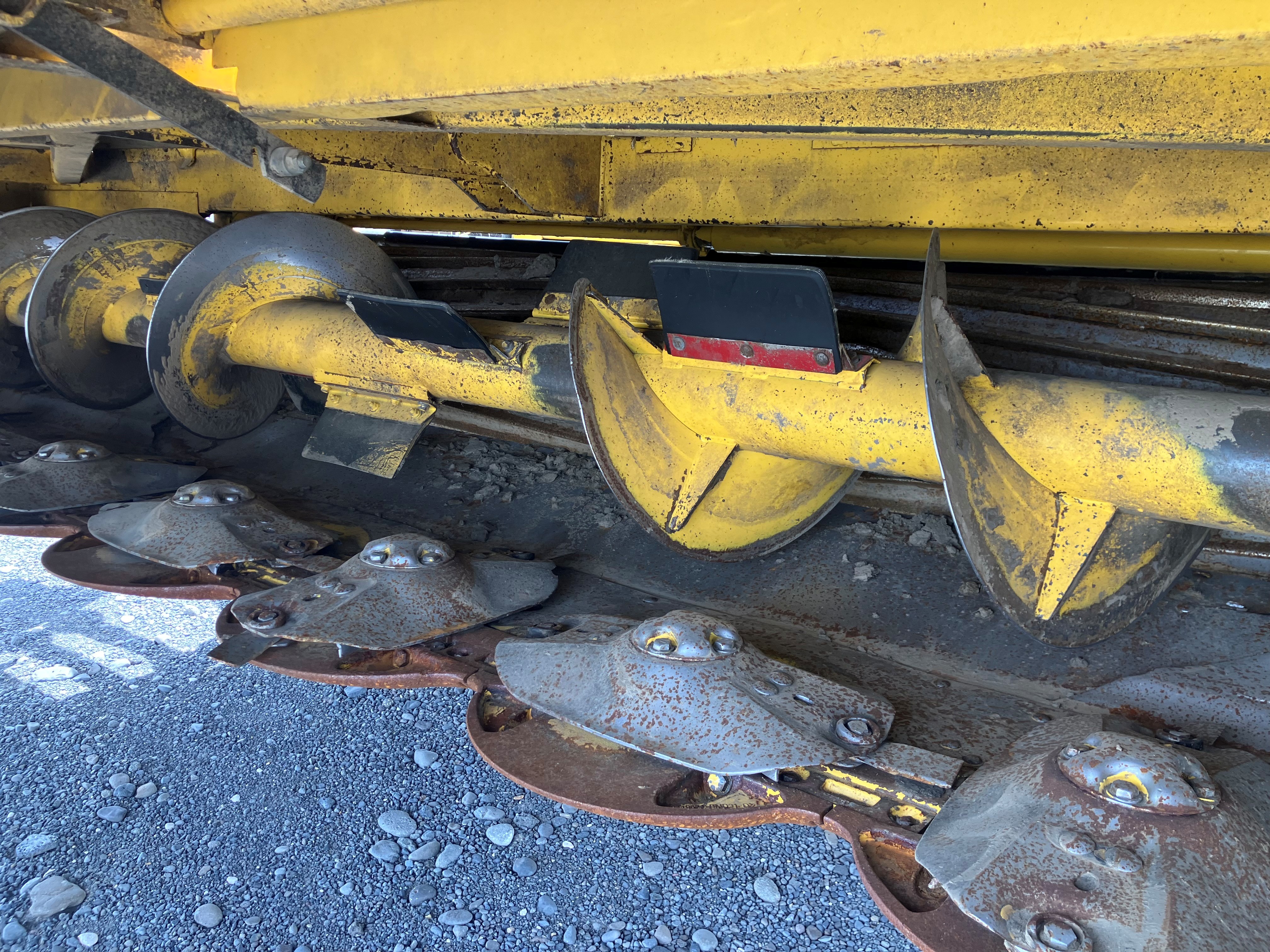 2023 New Holland SPEEDROWER 260 P Windrower
