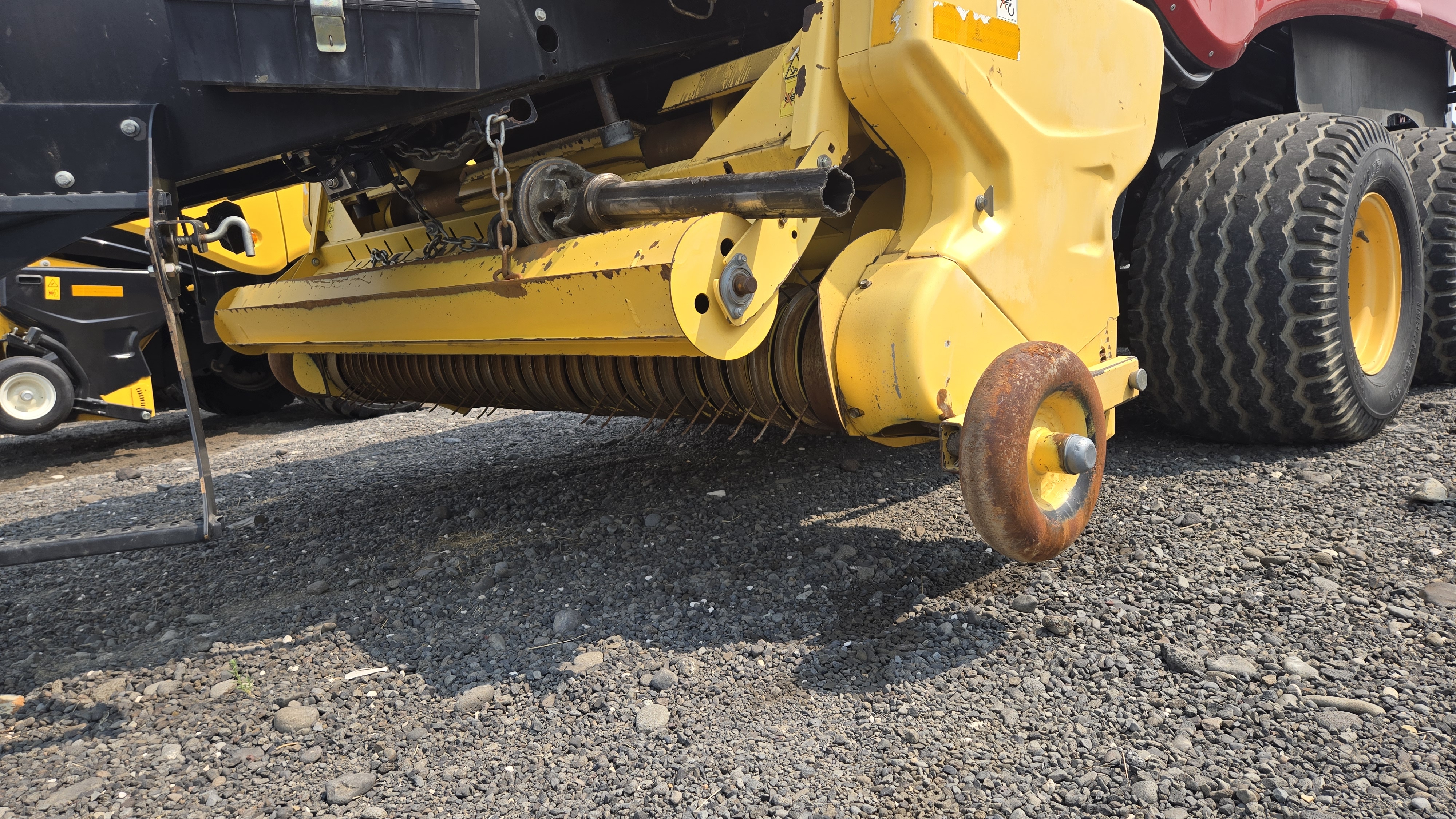2013 New Holland 340S Baler/Square