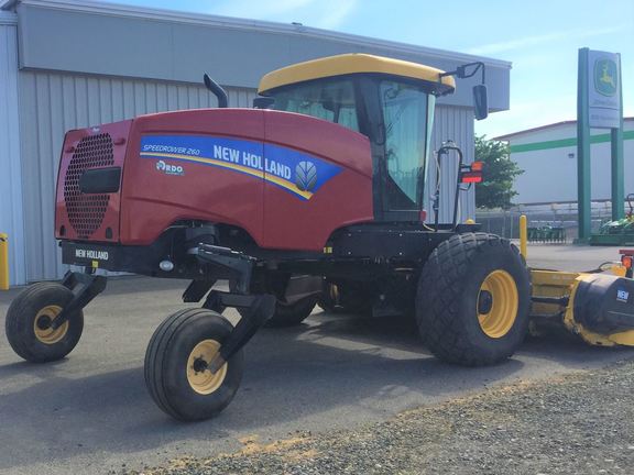 2016 New Holland SPEEDROWER 2 Windrower