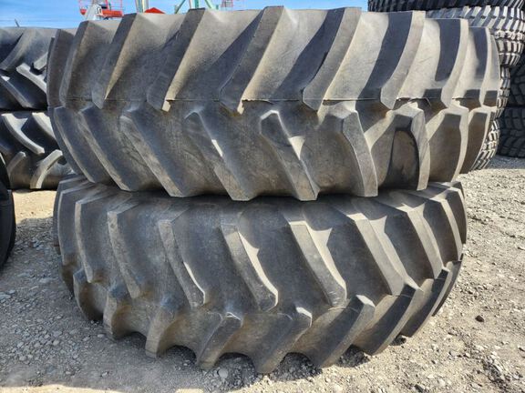 2022 John Deere 650/38 750/2 Tires